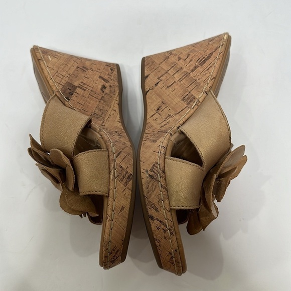 BOC Tan Floral Cork Wedge Upper Leather Comfort Sandals Women’s Comfort Shoes 7M - Picture 13 of 15